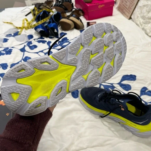 HOKA One - Picture 2 of 5